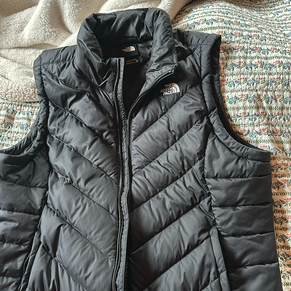 North Face Black Puffy Vest